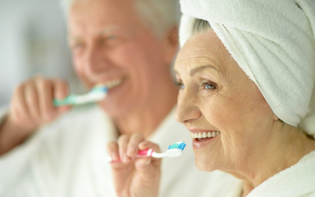 Dental Care Tips for Seniors to Maintain a Healthy Smile